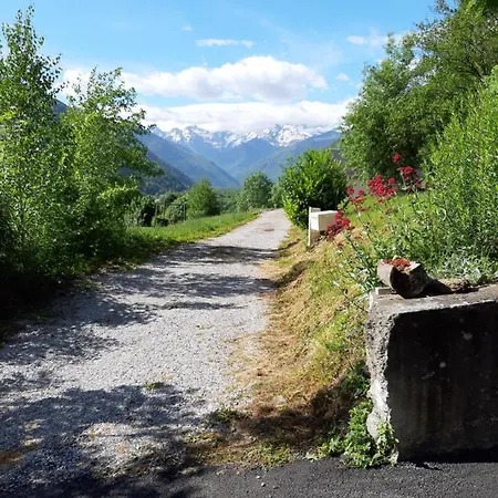 Сasa de vacaciones Petite Maison De Montagne Avec Jardin