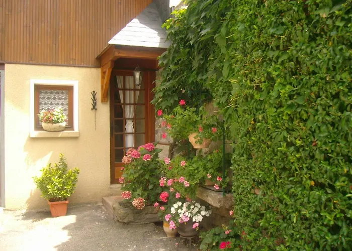 בית נופש Petite Maison De Montagne Avec Jardin *
